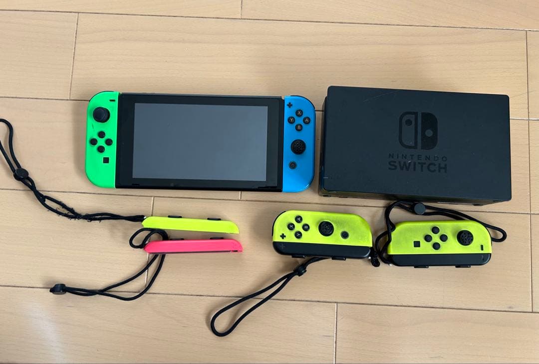 Nintendo Switch 本体 カラフルジョイコン
