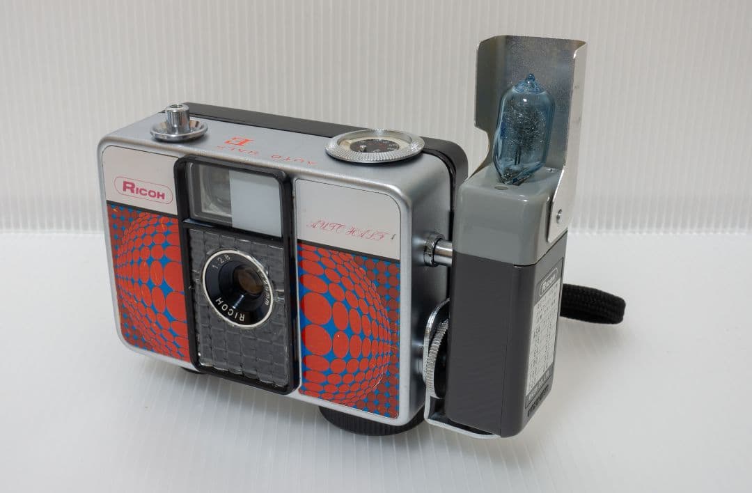 ⑭【美品・整備済品】RICOH AUTO HALF E 「レッド」 オートハーフ