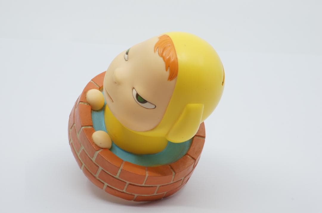 奈良美智 貯金箱「噴水の中の捨て犬」ソフビフィギュア