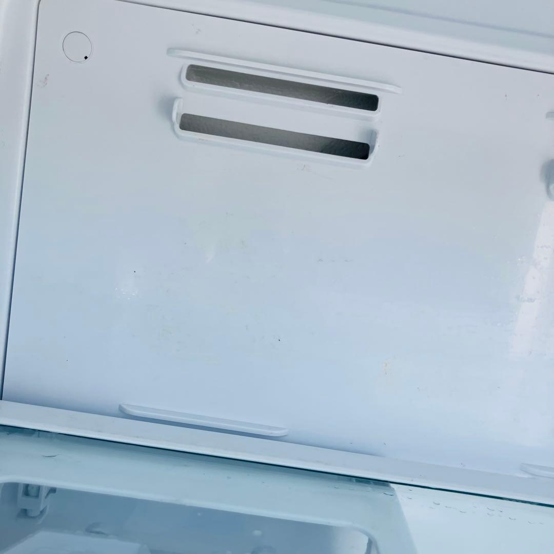 11r77. Hisense 227L 冷凍冷蔵庫 HR-B2301 2018年