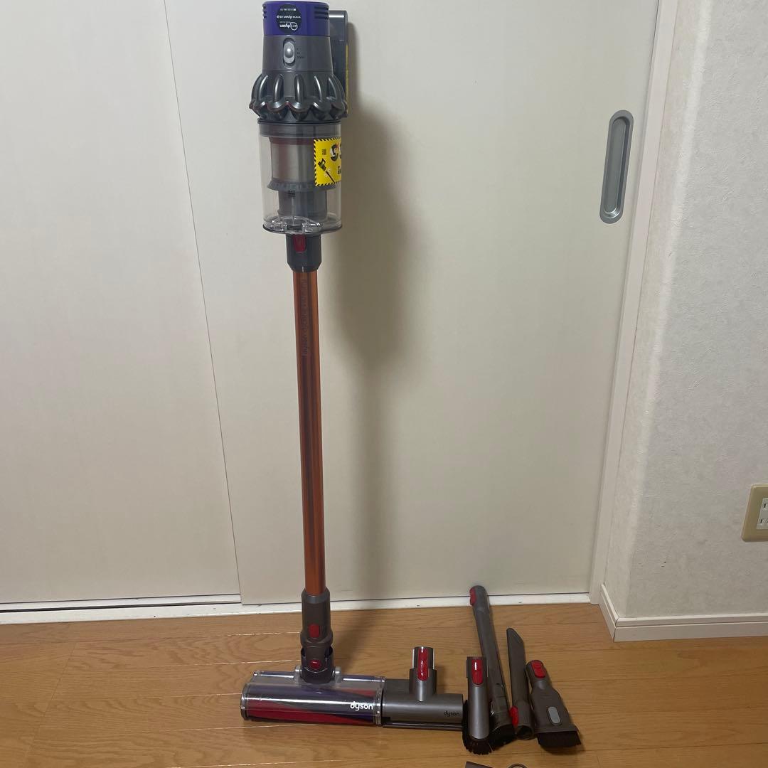 Dyson V10 スティッククリーナー 本体　付属品