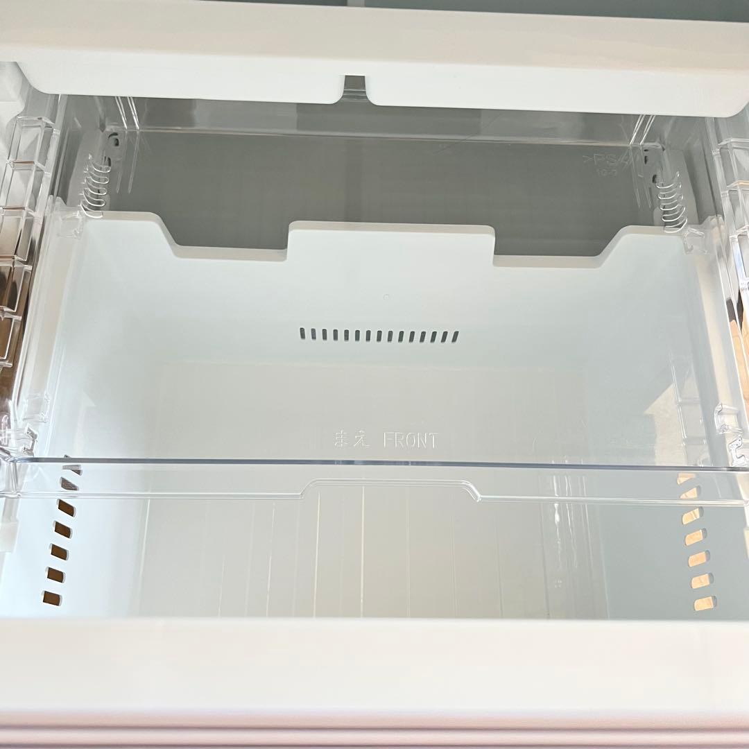 美品　TOSHIBA 東芝　冷蔵庫　GR-V36SV 2024年製