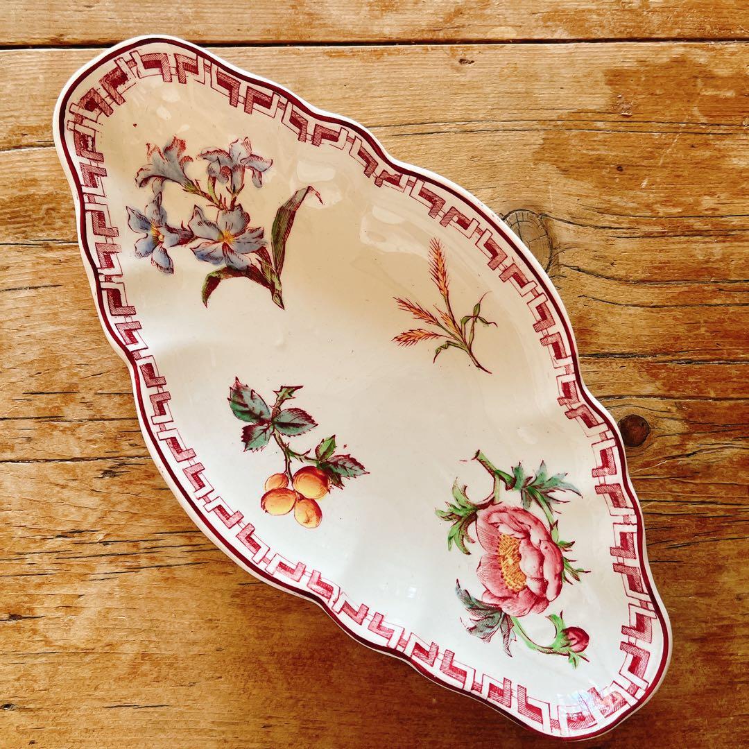 B サルグミンヌU&Cie 美しいフルーツと花のラヴィエ