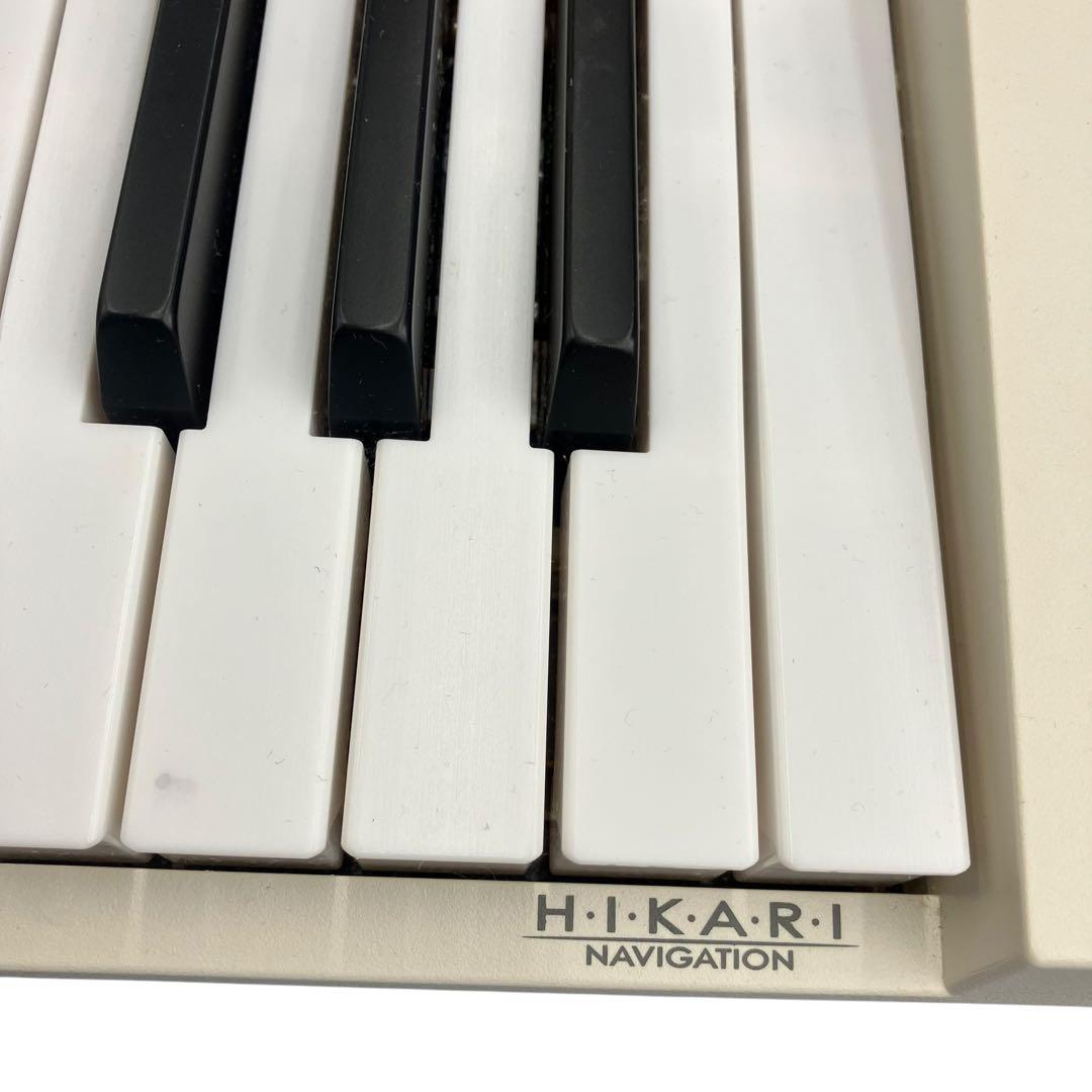 2022年製　CASIO 楽らくキーボード　光ナビゲーション　LK-526