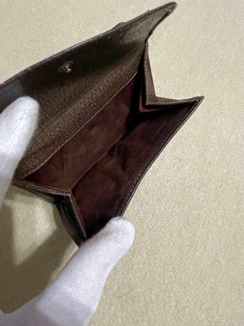 Gucci グッチ　GGキャンバス 二つ折り財布