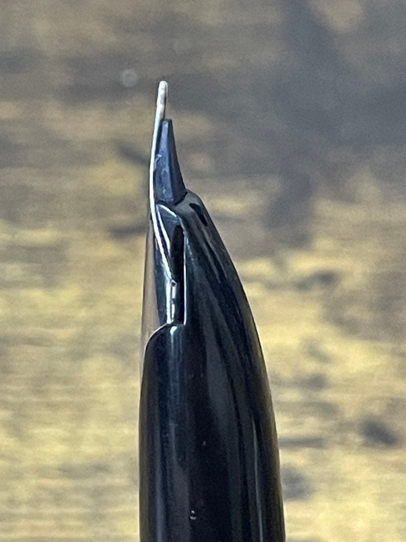 筆記確認＆洗浄済み　1978年製　18金　蝕刻　格子　パイロット　万年筆　細字