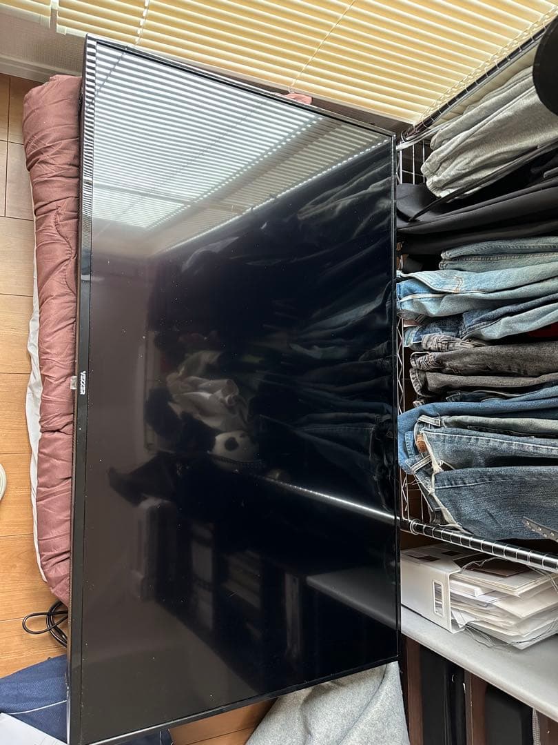 送料込みVEZER 50インチ　液晶テレビ 本体 リモコン・スタンド付き　地上波