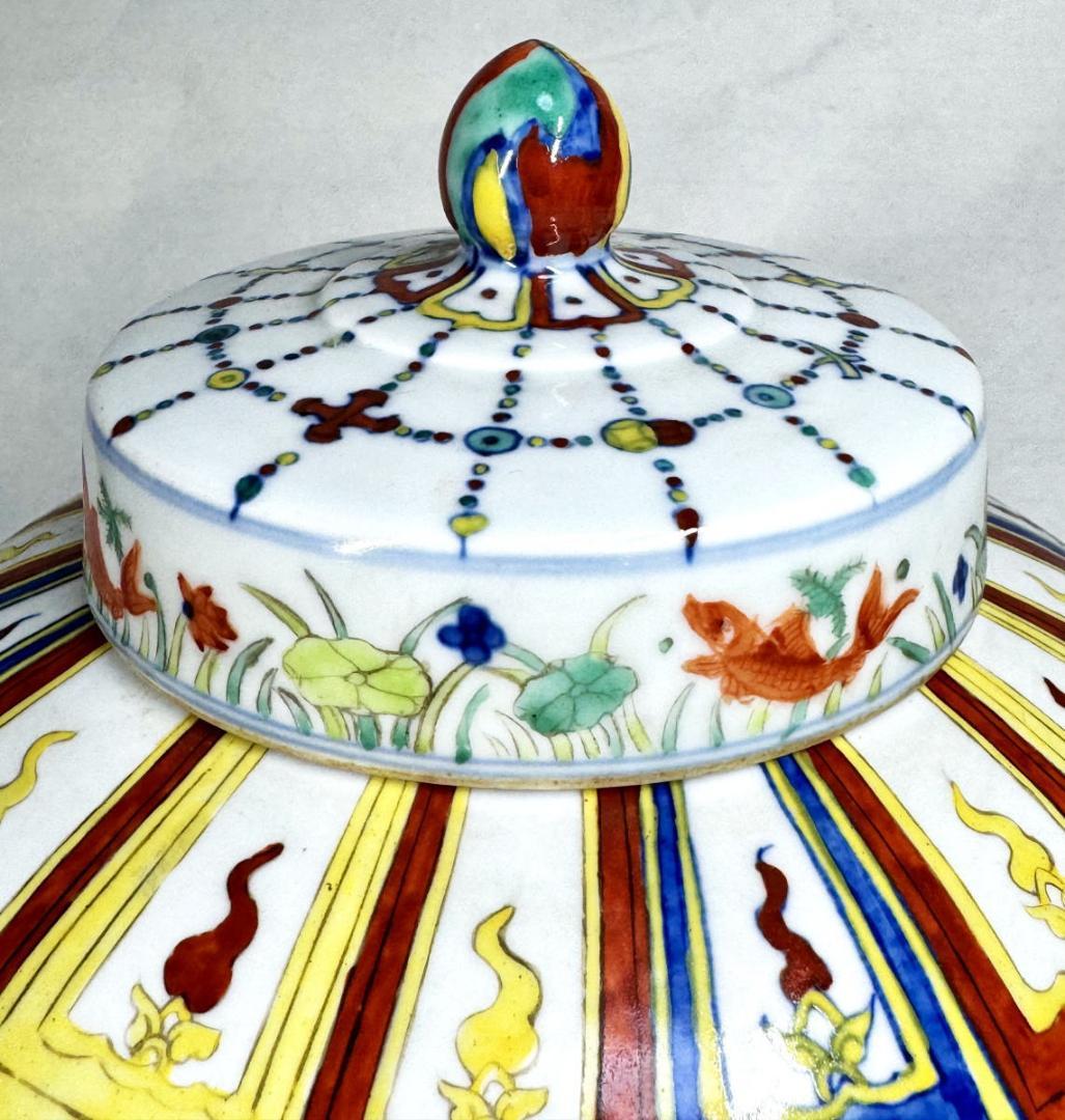 大明嘉靖年製 款 五彩魚藻紋蓋壷 中国古玩 唐物 入手困難 骨董 WWTT316