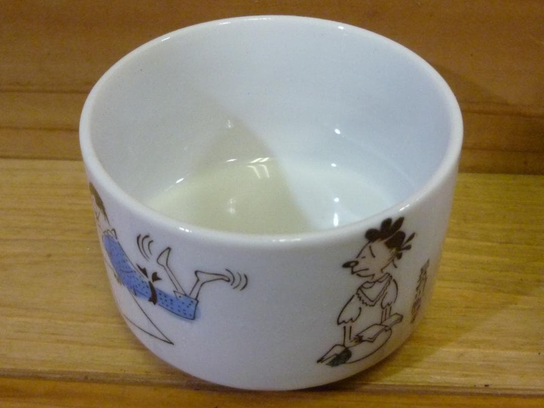 未使用 朝日新聞社75周年記念 サザエさん湯呑み 5客揃い 非売品 16638B