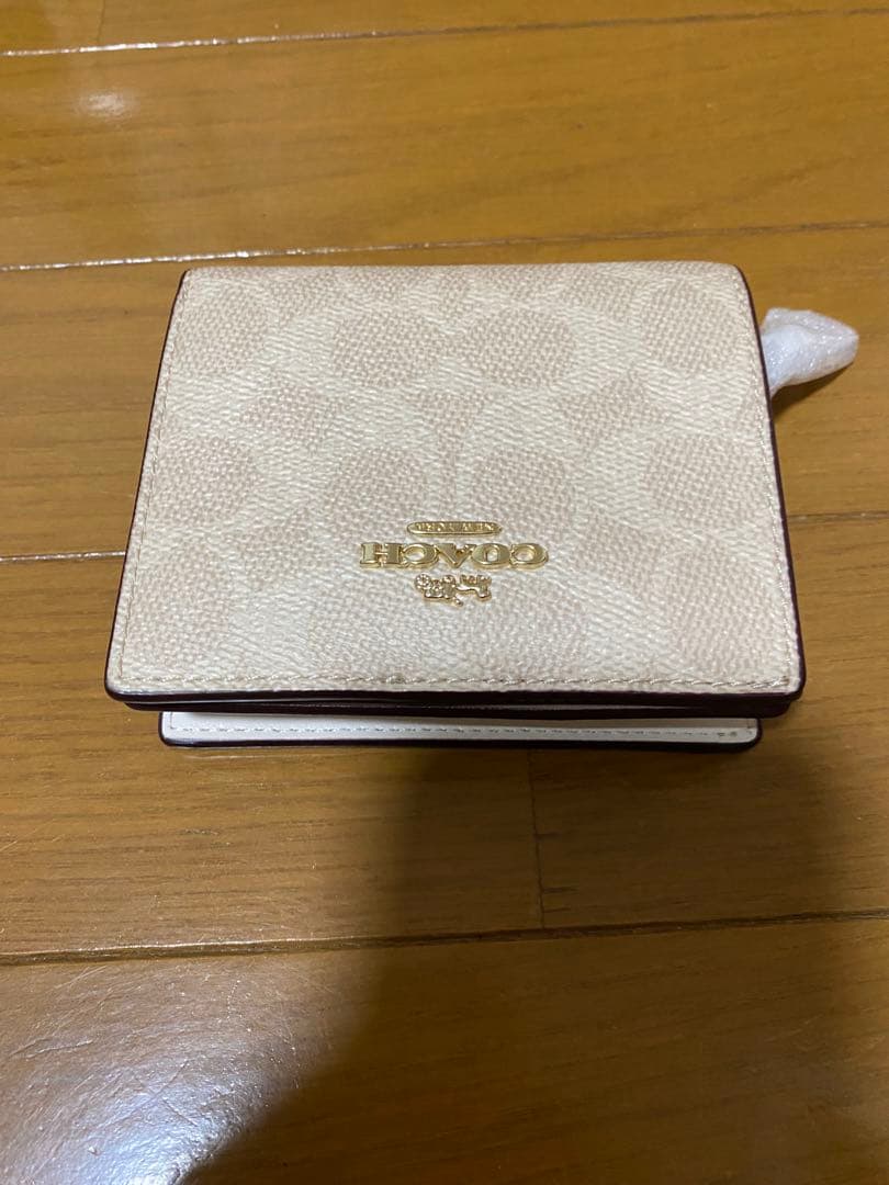 コーチ 二つ折り財布 折り財布 二つ折り ミニ財布 COACH シグネチャー