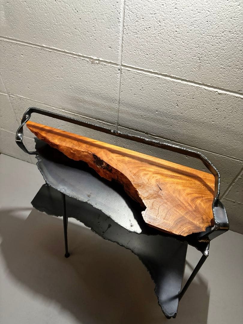 欅サイドテーブル　鉄家具　アイアンシェルフ　ナイトテーブルコーヒーテーブル