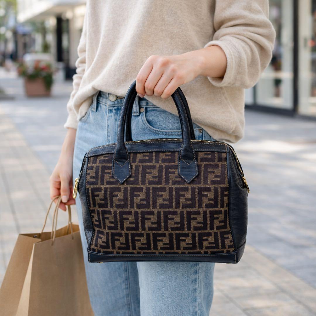 美品 FENDI フェンディ ズッカ柄 ハンドバッグ キャンバス×レザー 茶系