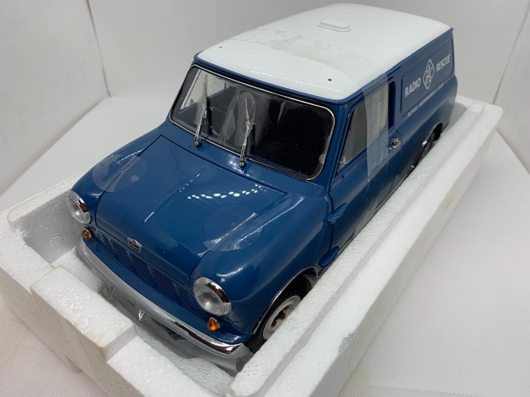 ミニカー SUN STAR 1/12 1960 RAC AUSTIN MINI VAN