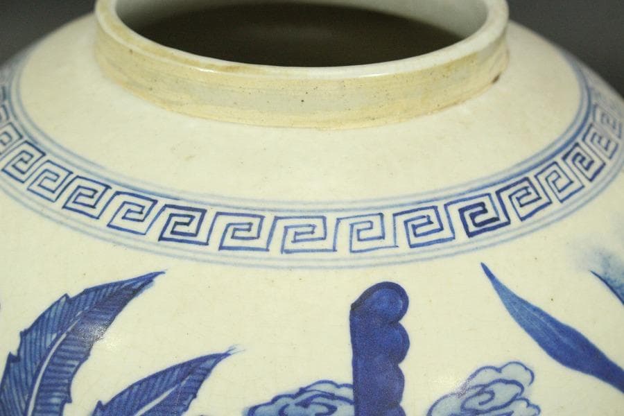 中国美術 青花 宮廷人物紋 蓋壷 高25.5cm(LC209)