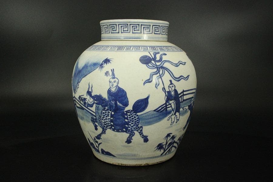 中国美術 青花 宮廷人物紋 蓋壷 高25.5cm(LC209)