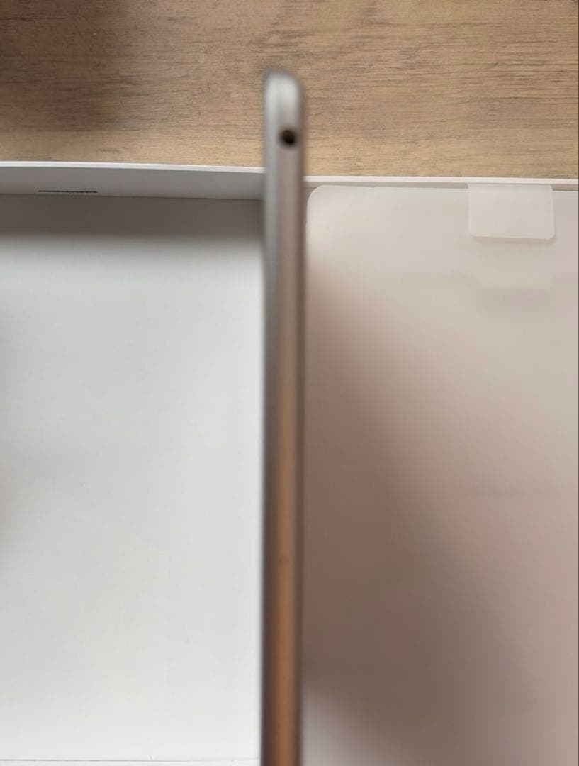 iPad シルバー　ジャンク　第9世代