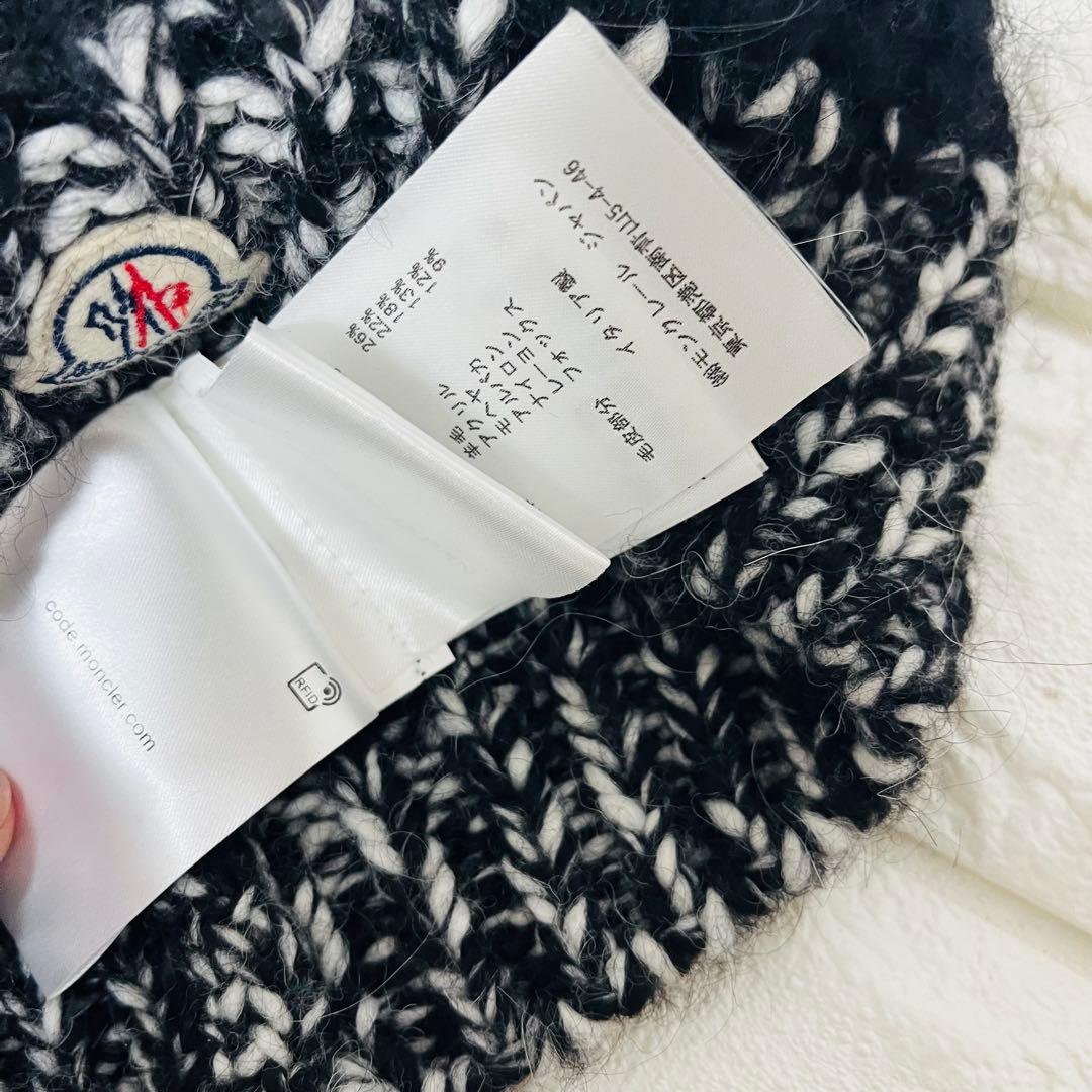 【モンクレール/MONCLER】クリーニング済✨　ビーニー　ニット帽　ポンポン付