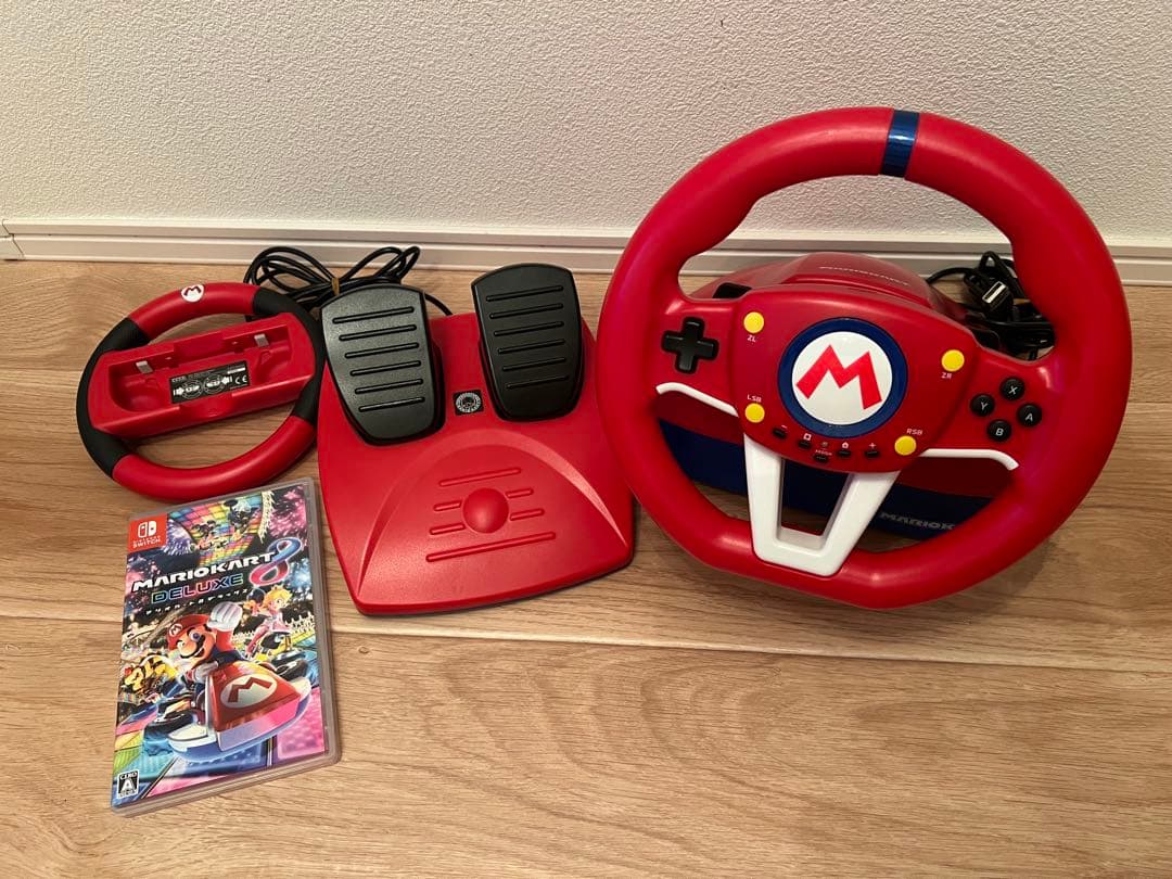 マリオカート8デラックスカセット Joy-Conハンドル レーシングホイール