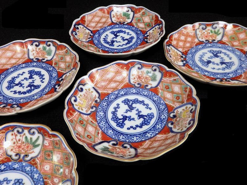 大聖寺伊万里　窓絵　柘榴　松　梅　菊花四方襷紋の図　４寸皿　５枚　AS-fbjf