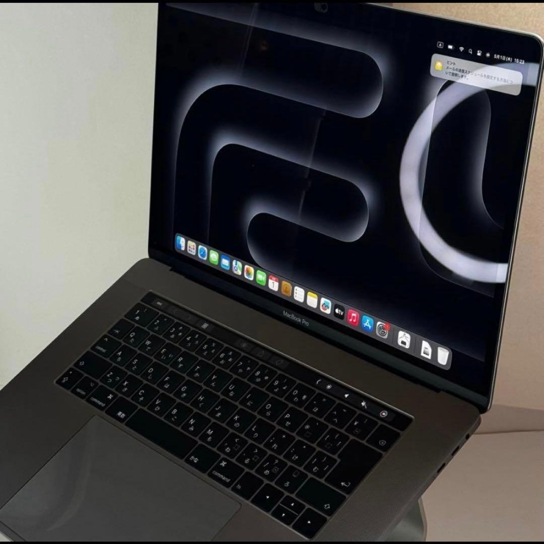 MacBook Pro i7/16GB/512GB/新品バッテリー Win11