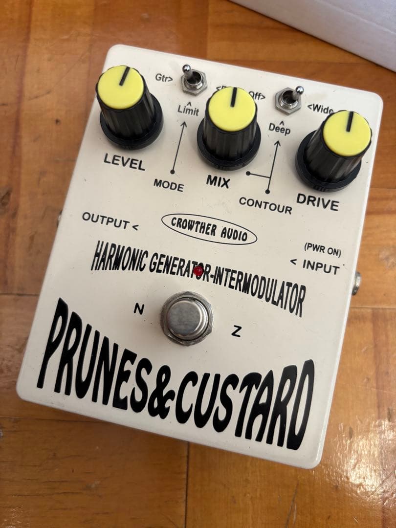 ベース CROWTHER AUDIO PRUNES & CUSTARD