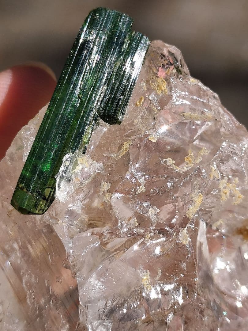 【奇跡的共演】グリーントルマリンオンクォーツ