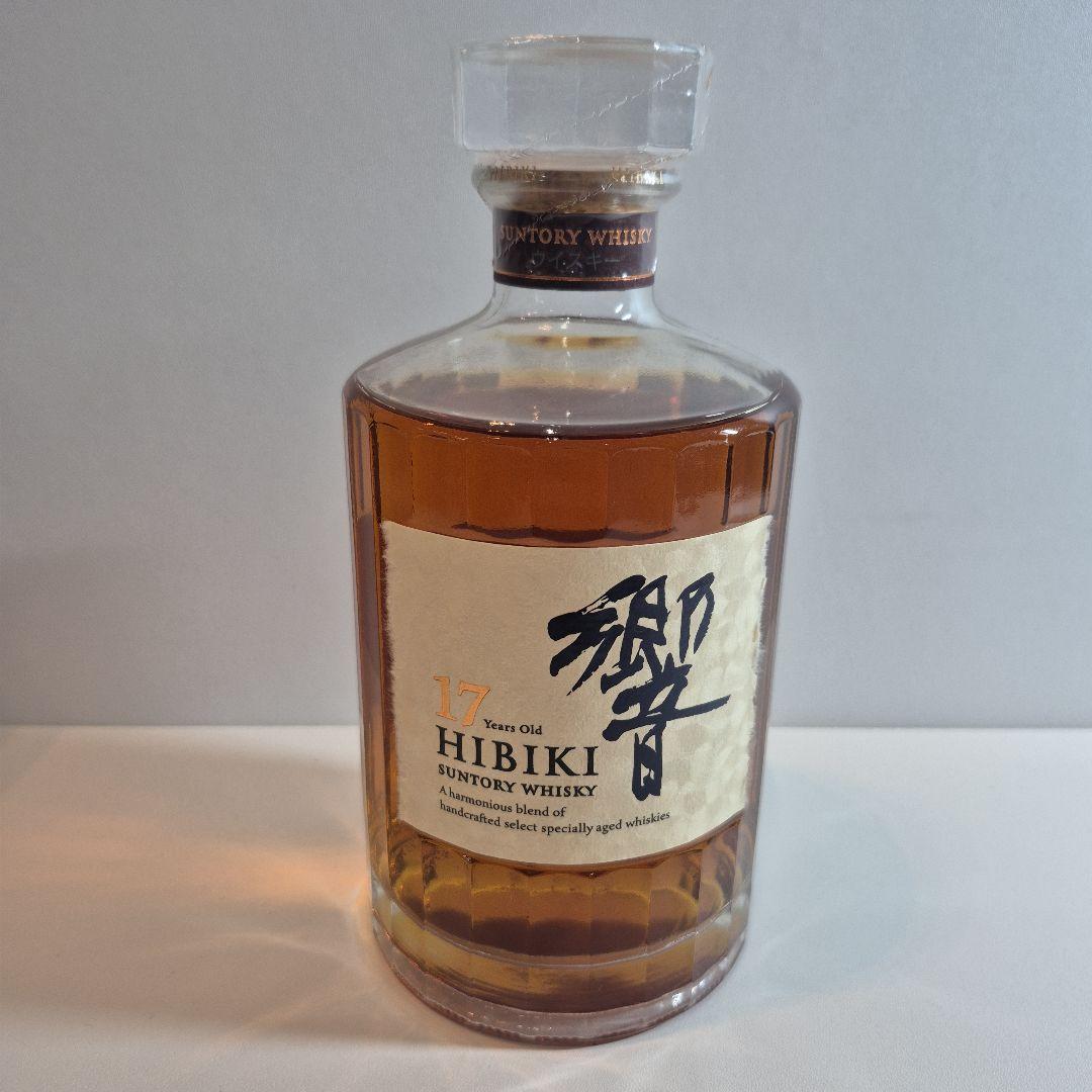 サントリー　ウイスキー　響　17年　700ml