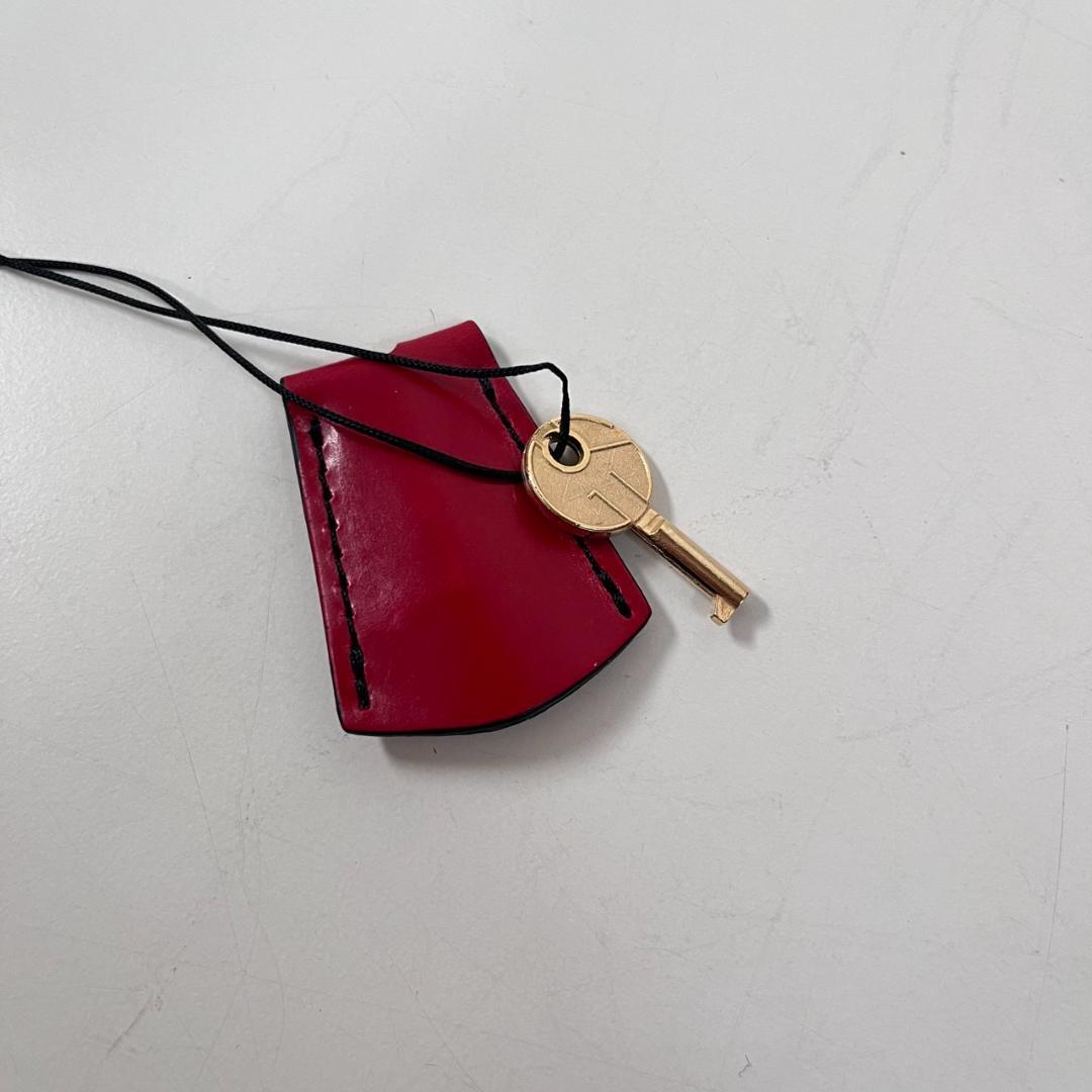 ココマイスター ブライドル ダレスバッグ ビジネスバッグ スイスレッド レザー