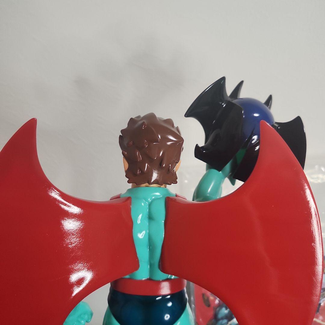 墓場の画廊　デビルマン　マスク　面取れ　ソフビ　グリーン　一部塗装剥がれ