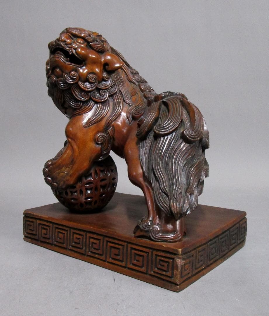 ビンテージ 木彫［玉持ち唐獅子］