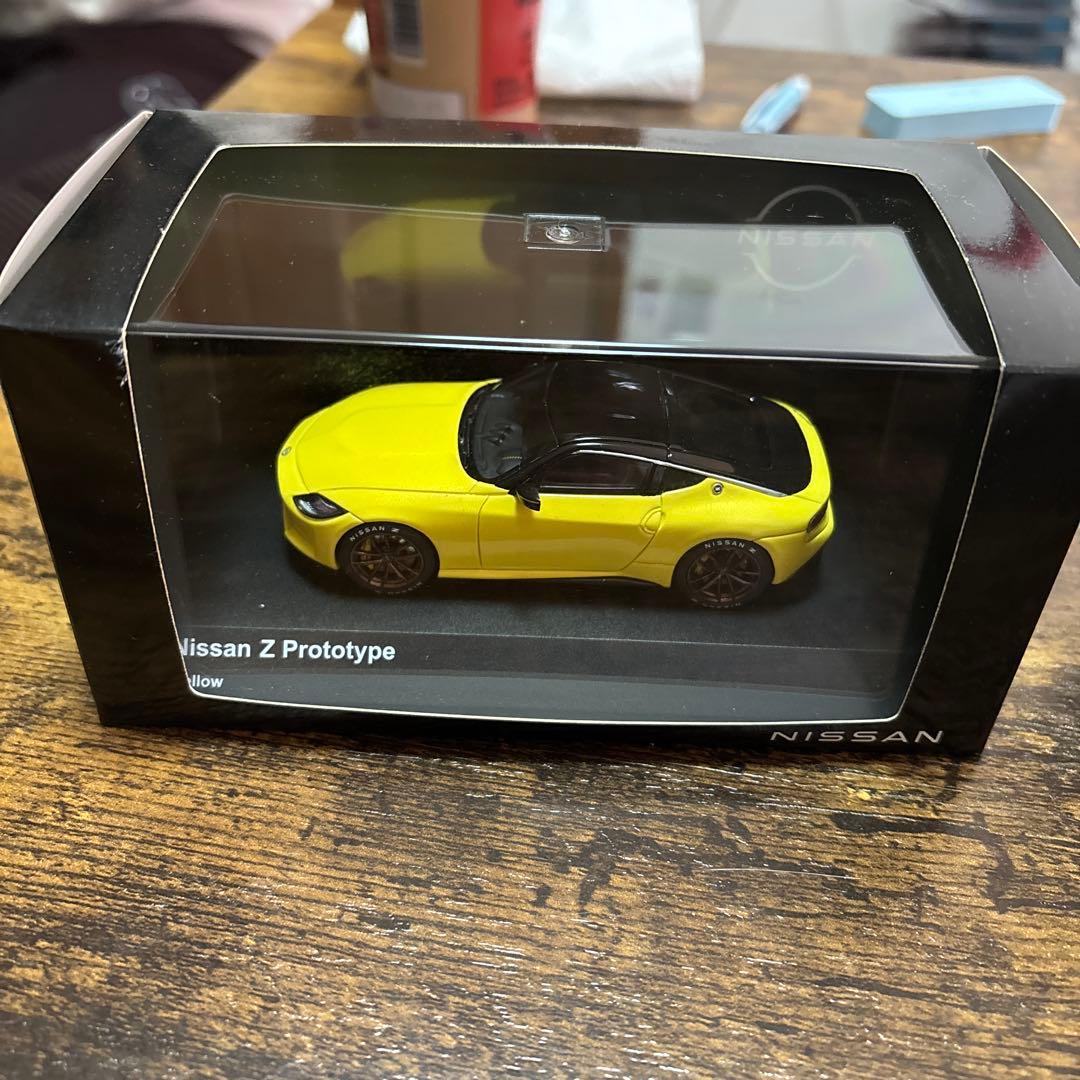 NISSAN フェアレディZ Prototype イエロー