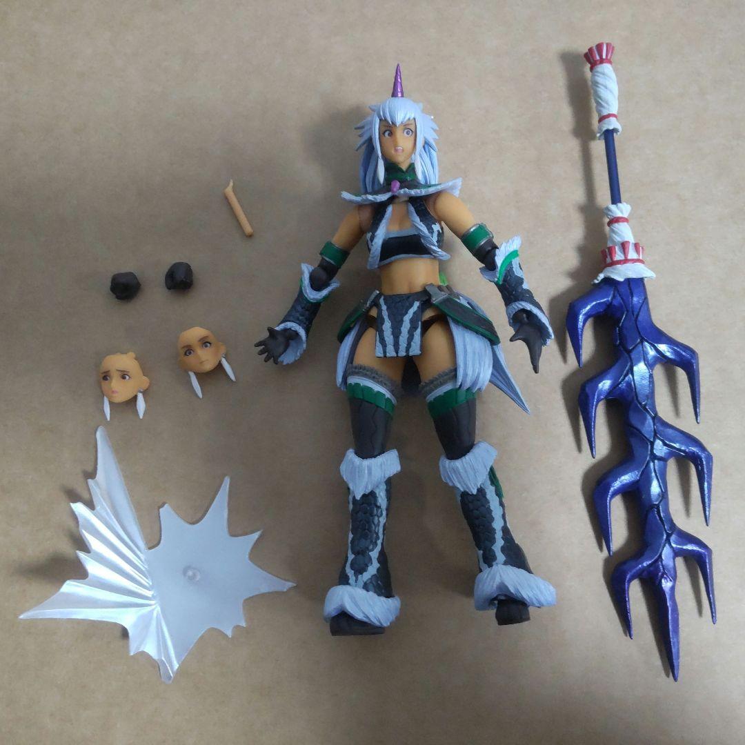 モンスターハンター ヴァルカンログ ハンター女剣士 キリンUシリーズ フィギュア