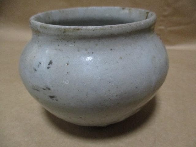 李朝　白磁の小壺　S12-1