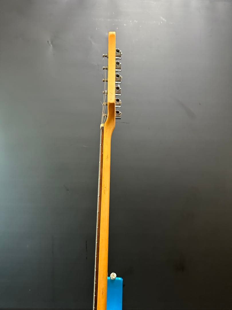 YAMAHA　ADVANCED FORM　YGX-121D　エレキギター