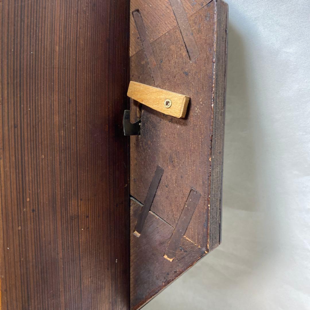 振り子時計　ゼンマイ式　掛け時計 アンティーク　古道具