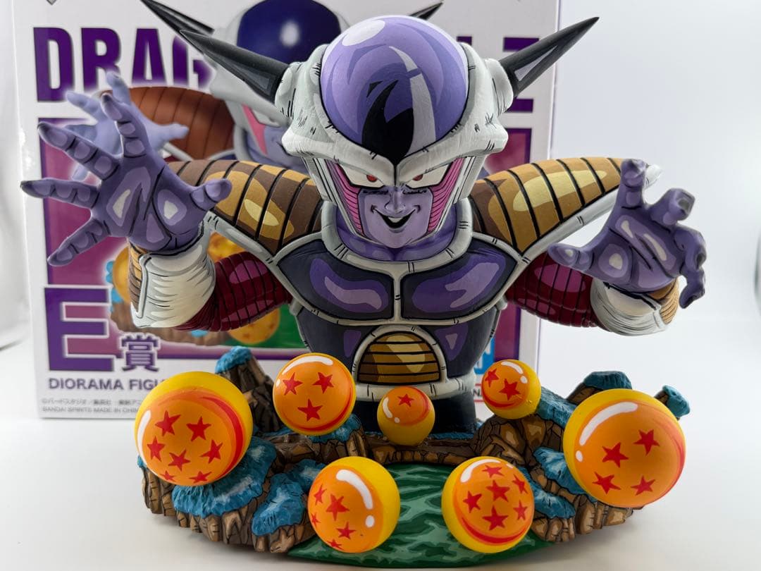 ドラゴンボール リペイント　　フリーザ　E賞　悪の帝王 2次元彩色　フィギュア