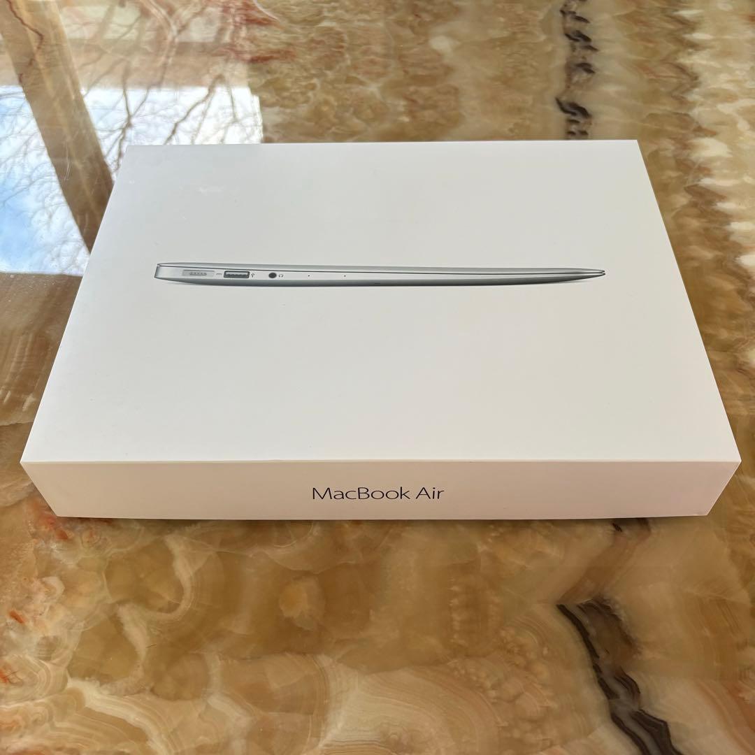 【動作確認済】MacBook Air 13インチ　シルバー　A1466