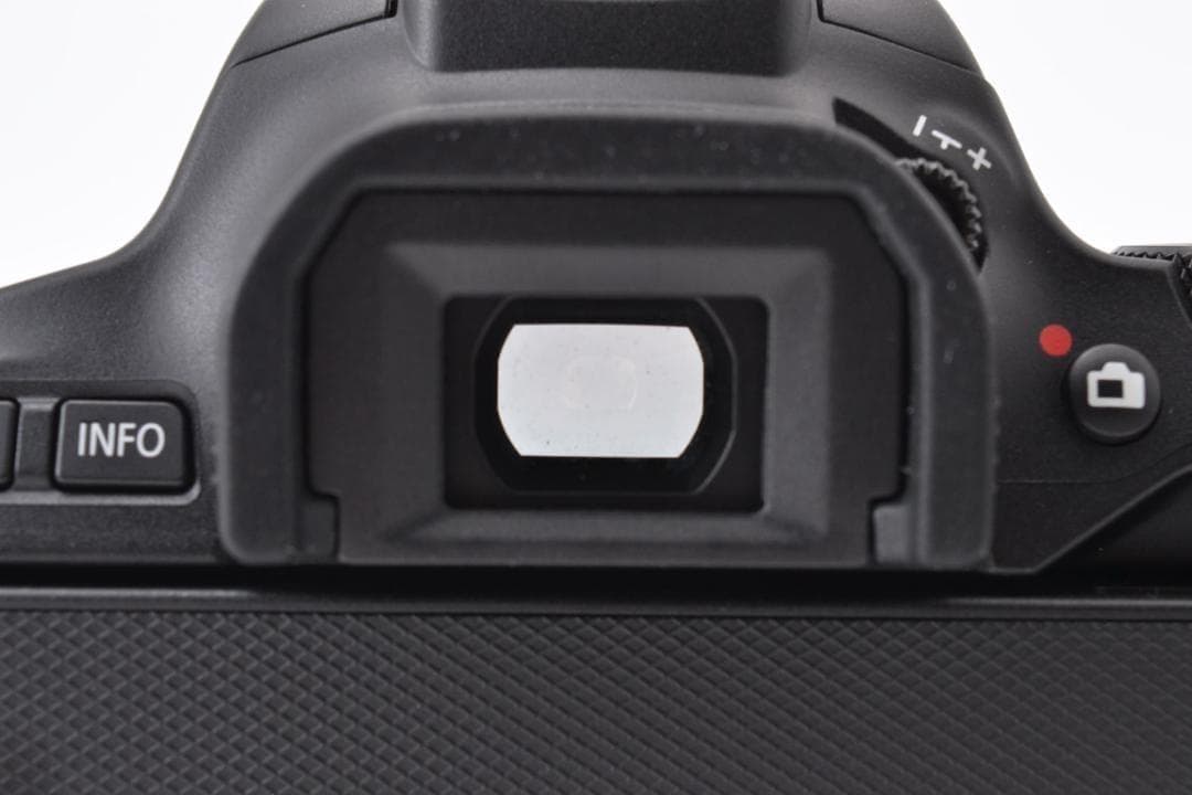 ■ 美品 ■ キャノン　Canon Kiss X10 レンズセット