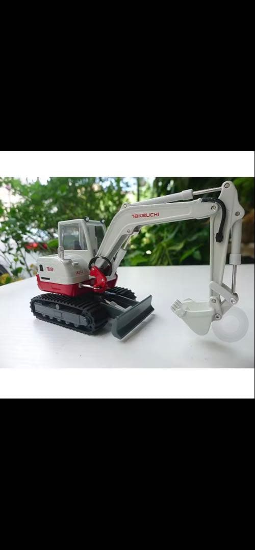 T286B ミニチュア重機 ホワイト/レッド1/35