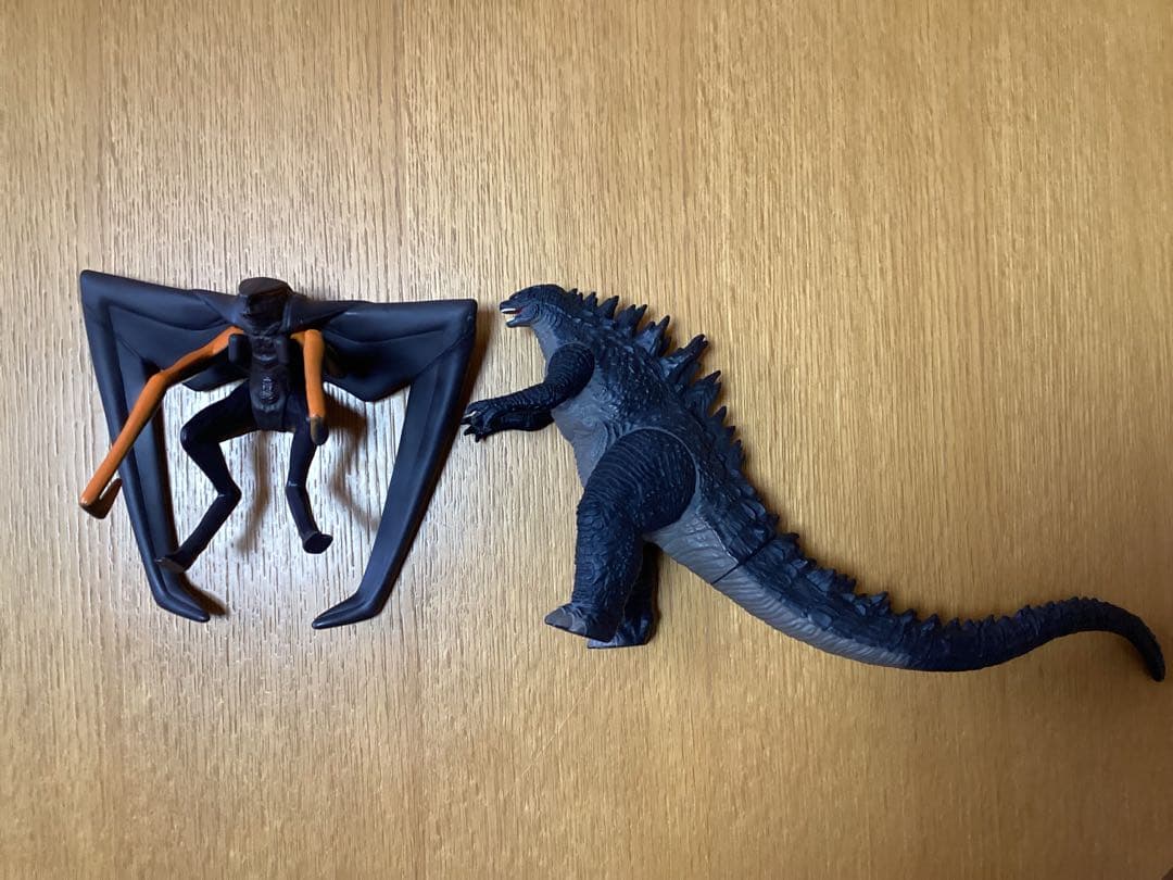 バンダイ　ムービーモンスターシリーズ　ゴジラ2014　ムートー ソフビ　セット