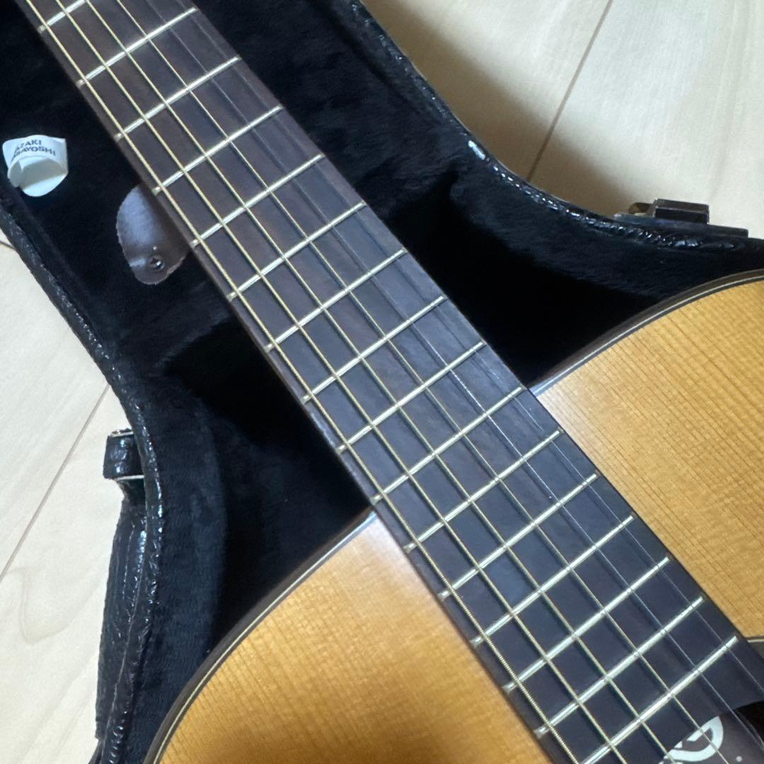 LFG アコースティックギター　ケース　ピック付き