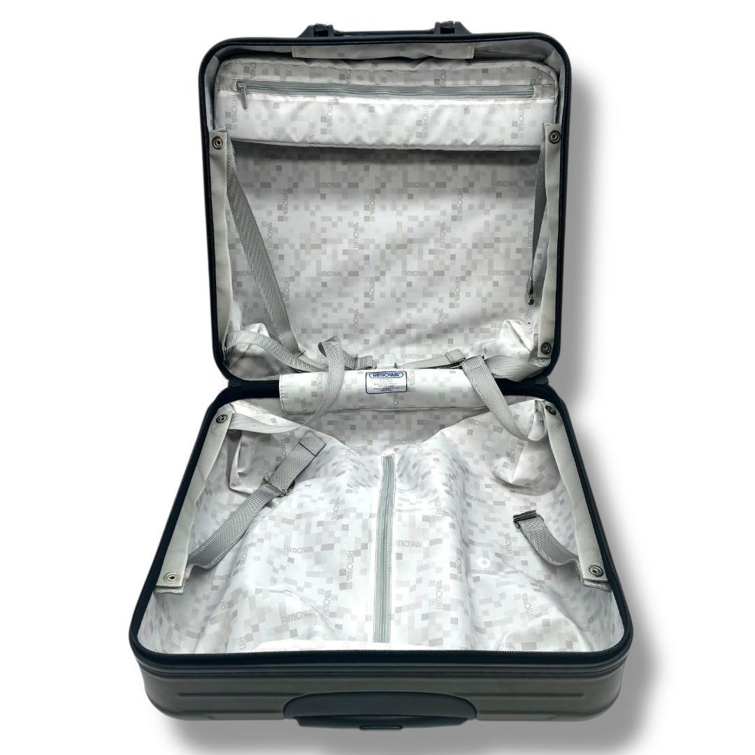 リモワ サルサ ビジネストロリー 4輪 810.40 機内持込可能 美品