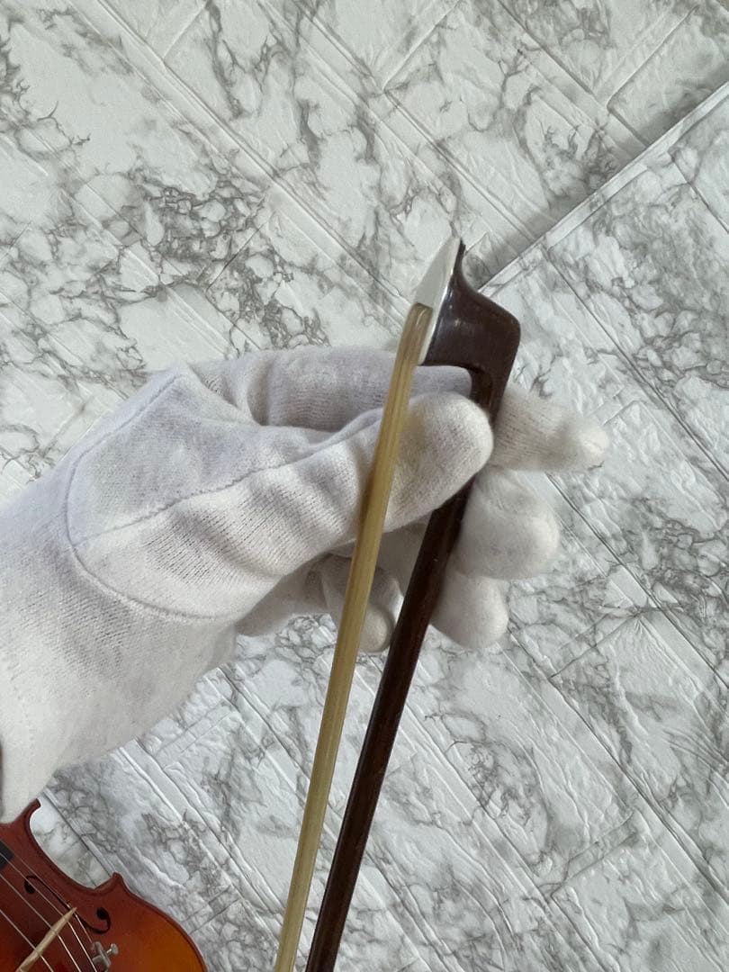 SUZUKI NO.220 1/4 ハードケース 弓付属 鈴木バイオリン