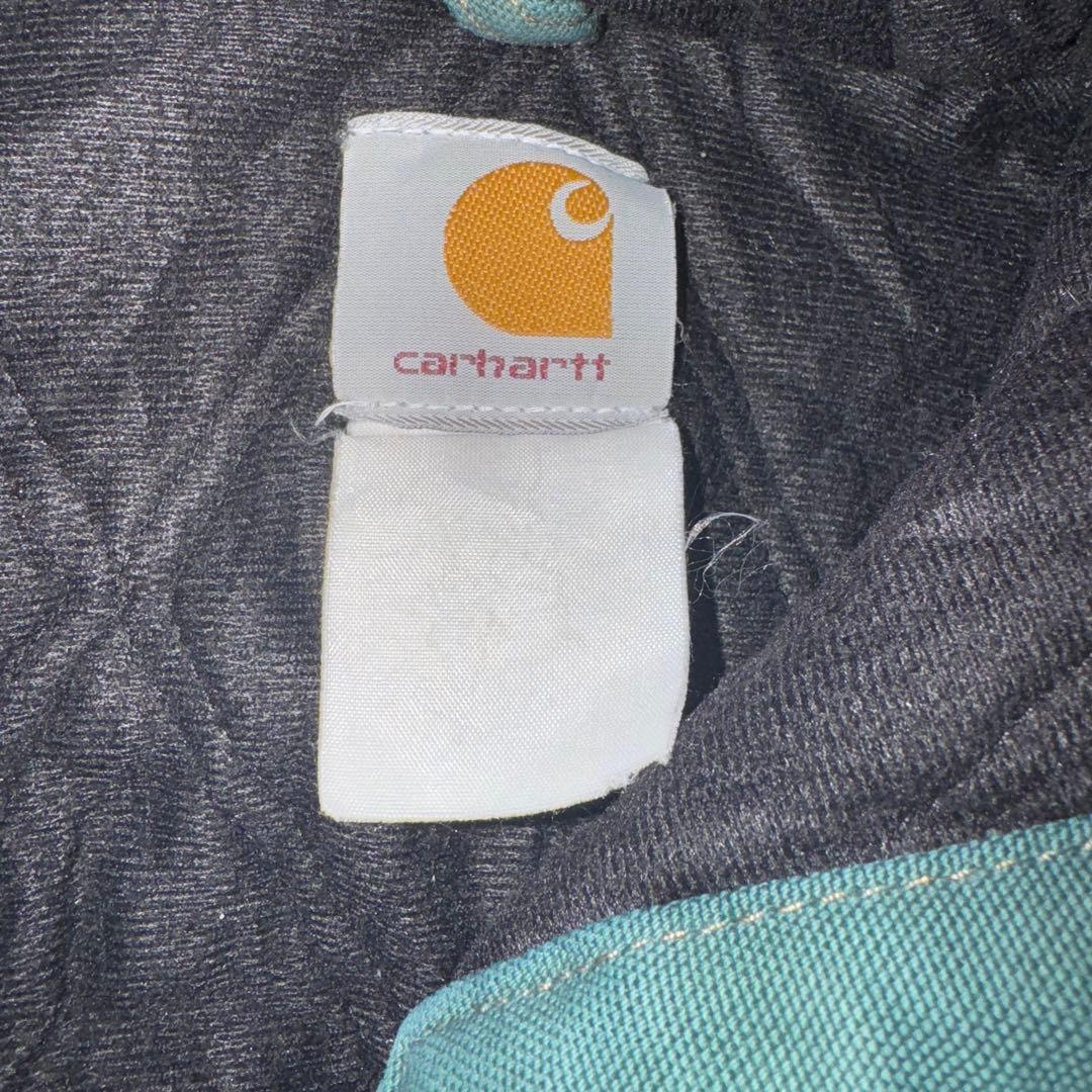 carhartt アクティブジャケット　グリーン　フェード　雰囲気