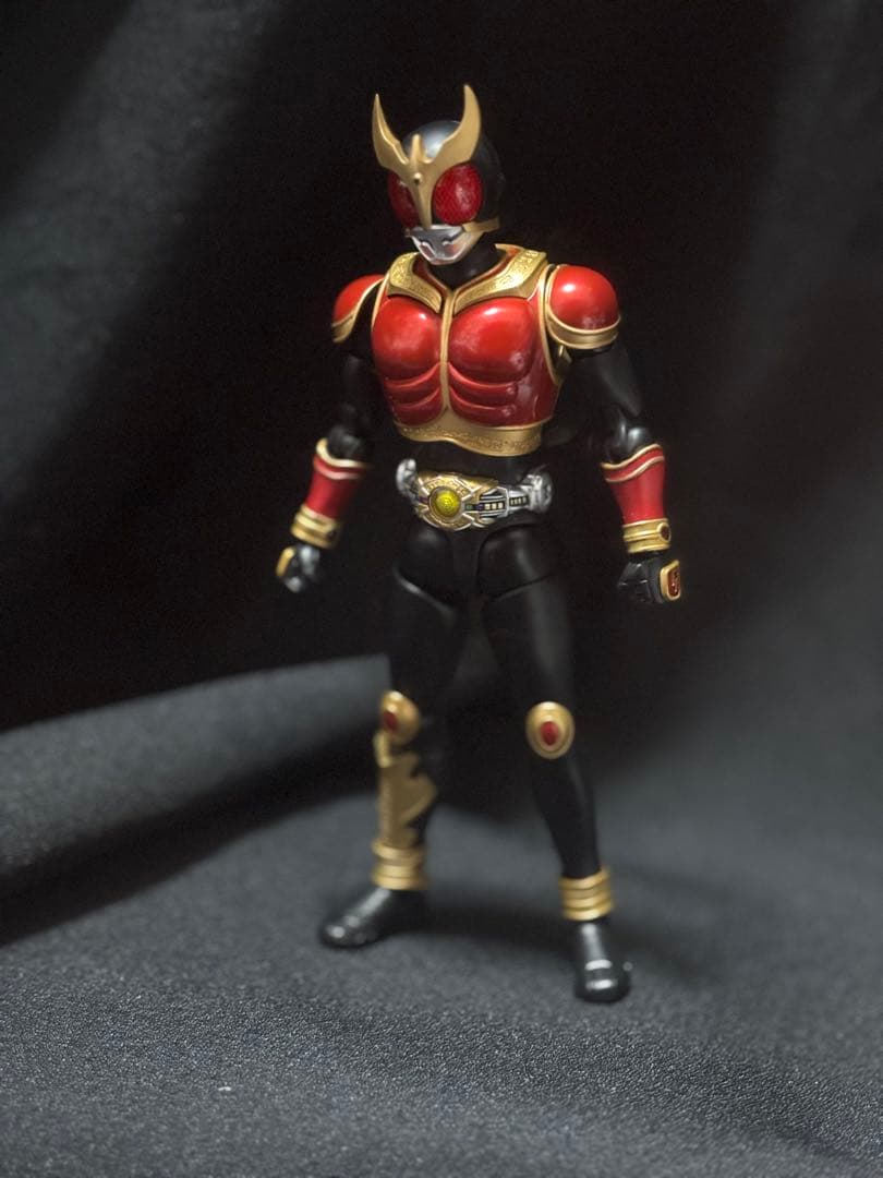 【期間限定値下げ】発光改造　仮面ライダークウガ　フィギュア