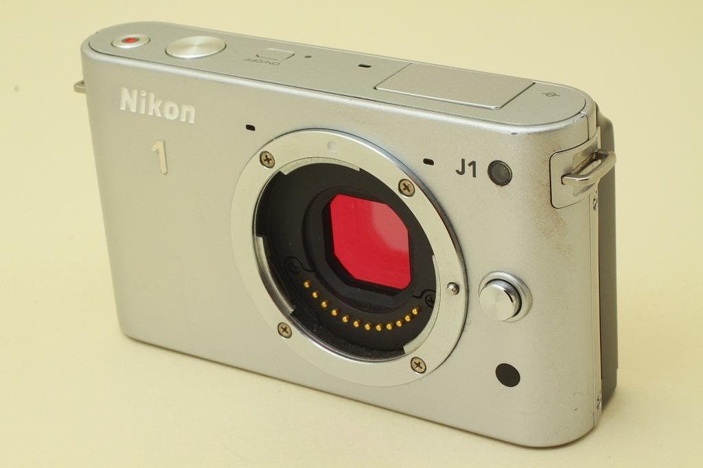 【美品】NIKON　ニコン　デジタルカメラ　1　J1　レンズ無し