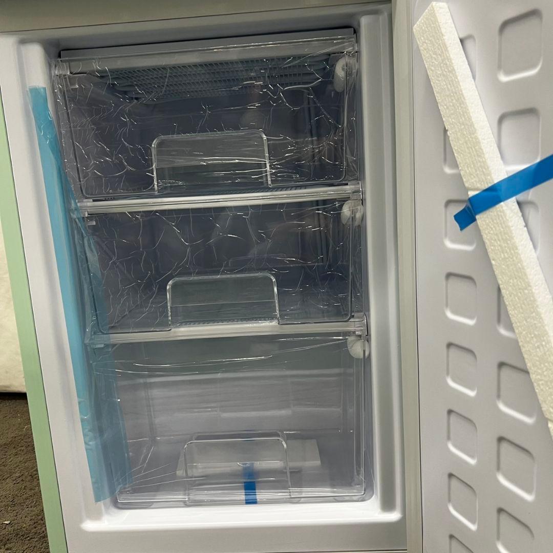 990　【未使用・展示品】　冷蔵庫　レトロ　一人暮らし　綺麗　設置無料