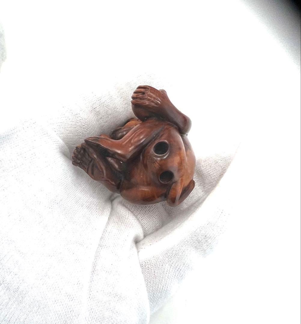 柘植　猿根付け　在名　名品　柘植材猿の彫刻 手のひらサイズ　美品　値下げ！