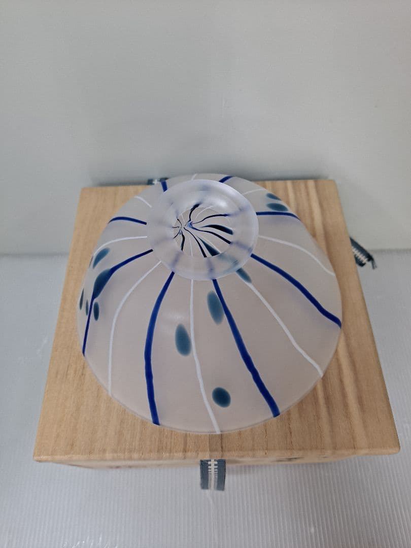 茶道具平井依 造 硝子 ガラス抹茶茶碗 共箱