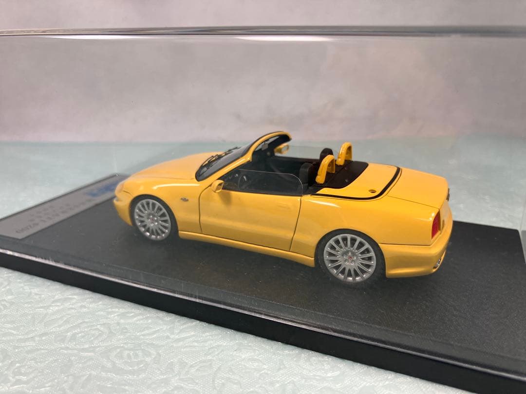 BBR マセラティ　4200 スパイダー2001年　イエロー